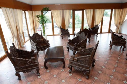 Hotel Majolika - image 11