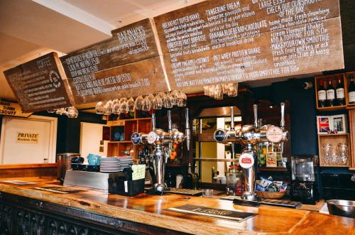 Royal Forester Country Inn - image 5