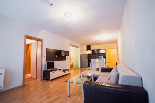 Aparthotel Marina Holiday Club - All Inclusive & Free Parking in Pomorie