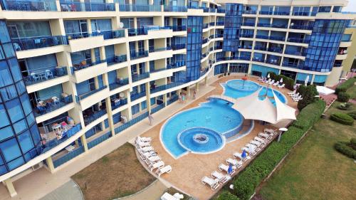 Garden, Aparthotel Marina Holiday Club - All Inclusive & Free Parking in Pomorie