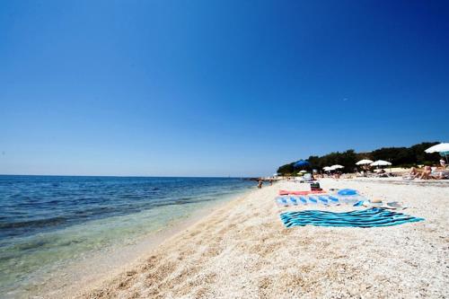  Molo Beach Apartments in Rovinj