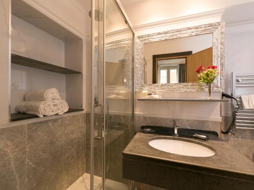 DK Suites - image 8