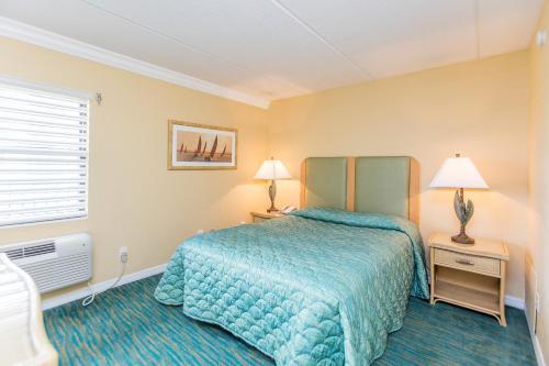 Seven Seas Resort - Daytona Beach Daytona Beach (FL)