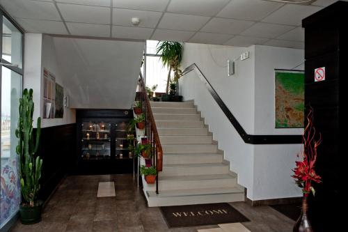 Hotel Serdica - image 11