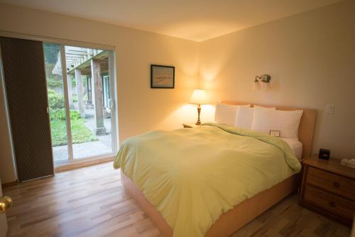 Ocean Resort in Oyster Bay, Canada