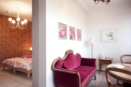  Hôtel de la Chaux-d'Abel in La Ferrière