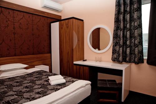 Hotel Serdica - image 6