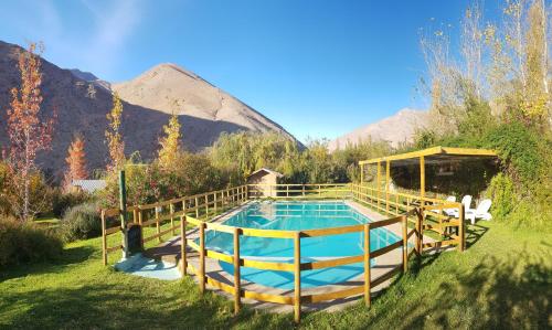 B&B Pisco Elqui - Cabañas Los Sauzales - Bed and Breakfast Pisco Elqui