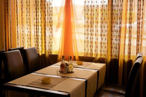 Hotel Serdica - image 9
