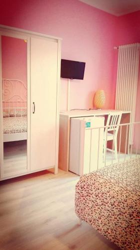 1 twin bed