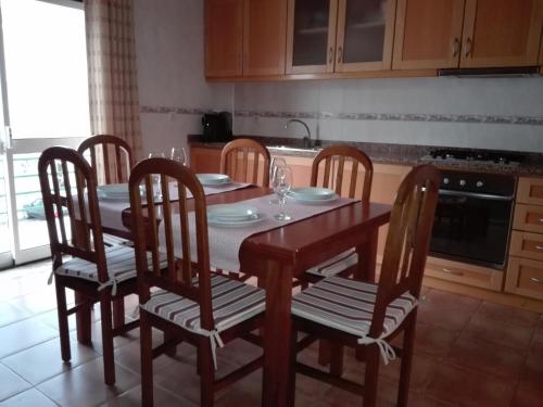  Apartamento Vieira Natividade, Ferienwohnung in Nazaré