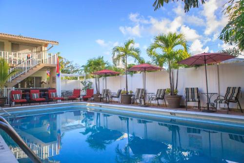 The Big Coconut Guesthouse - Gay Men's Resort – Fort Lauderdale, FL