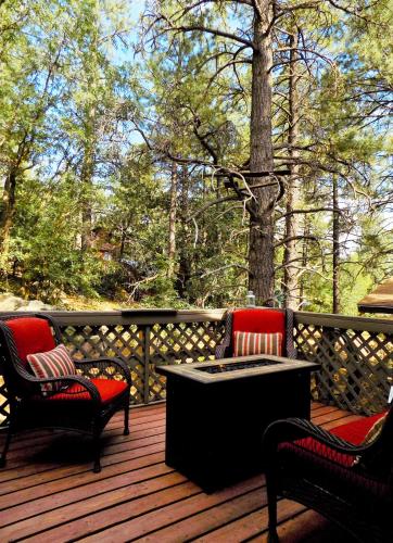 LOCATION! Nature Lovers Getaway - Close to Historic Downtown - Flagstaff