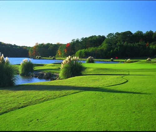 Atlanta Evergreen Lakeside Resort