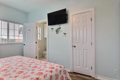 Bibby'S Beach Bungalow Home - main image
