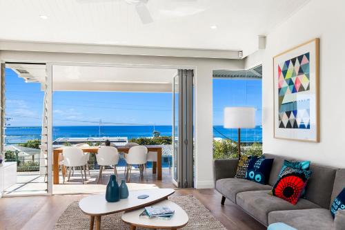 Paperbark A - Luxury Duplex in Sunshine Beach