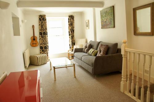 Comfort, History And 8mins To The City!, , Somerset