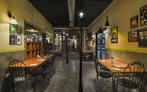 Ristorante, 10 Park Street Bed & Breakfast in Gorakhpur