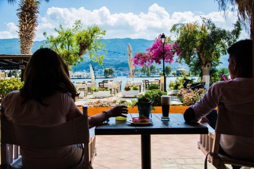Theano Hotel - image 9