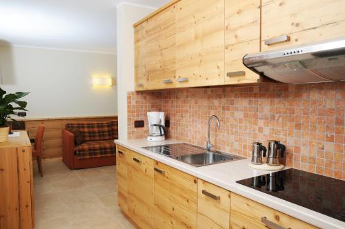 Residence Marisol Camere & Appartamenti - Mezzana Centre 2