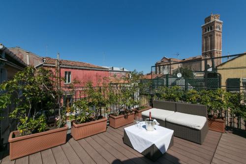 Hotel Pantalon - image 14