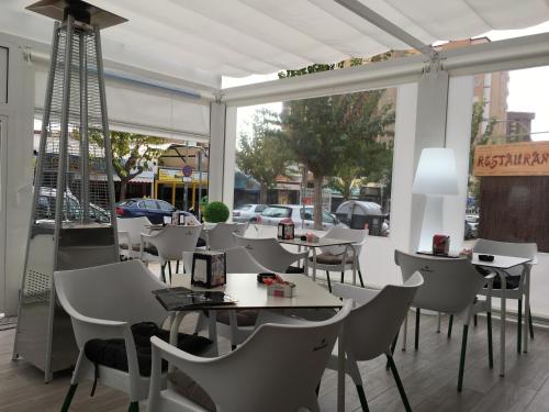 Apartamentos Amalia By Mc - 레스토랑