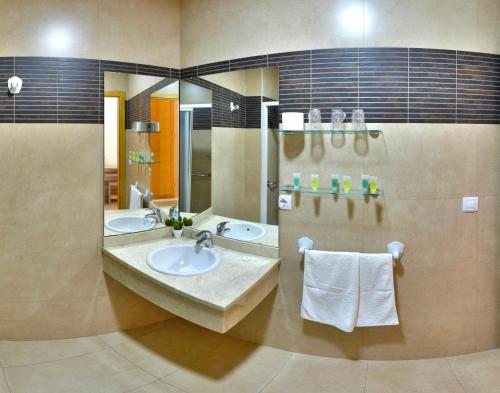 Hostal Manuela - image 2