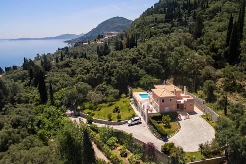  Villa Larisa in Gastourion