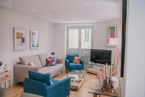 Deluxe Apartment image 1