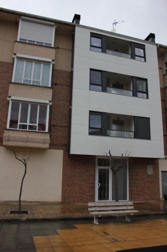 ทัศนียภาพภายนอกโรงแรม, Apartamento Sanguesa in นาบาร์รา
