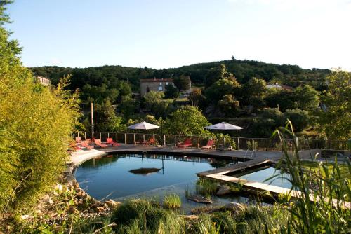 Domaine Riberach - Restaurant étoilé - Spa - Piscine naturelle - Vignoble bio