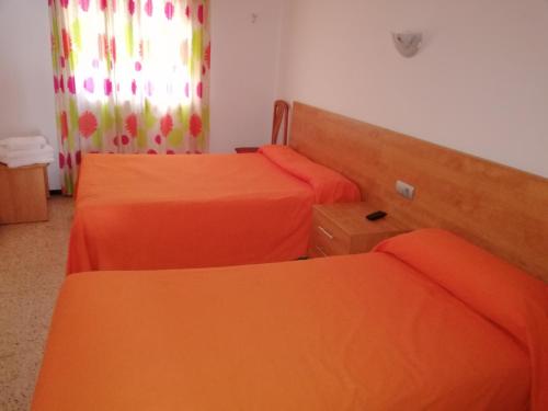 Hostal Santa Clara - image 2