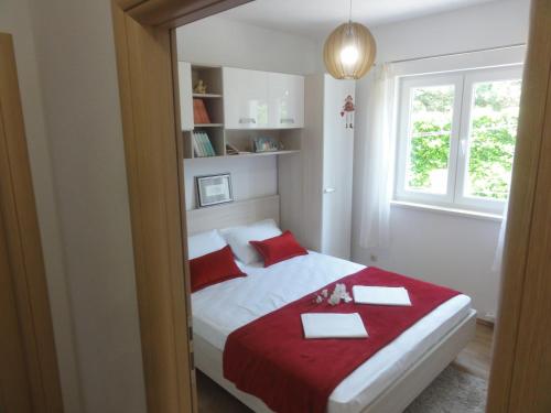 Apartments Miamare