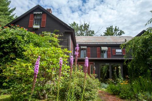 The Tartan Fox at the Meadmere - Accommodation - Swanzey