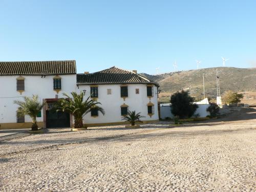 Cortijo la Colá - El Saucejo