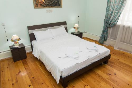 1 queen bed