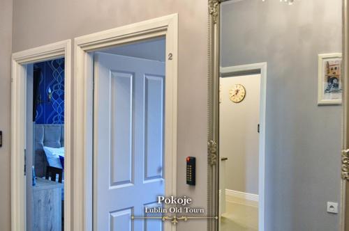 Lublin Old Town Rooms - image 10