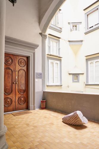 Eingang, Donna Mariella near MUSA - Museo Universitario delle Scienze e delle Arti