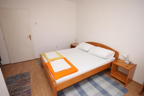Double Room Gradac 6819a - image 4