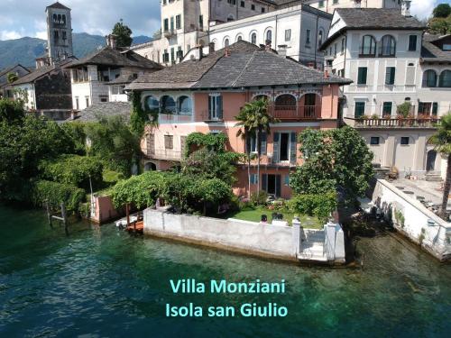  Villa Monziani, exclusive island lakeside villa in Orta San Giulio