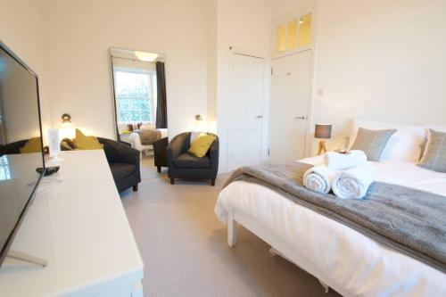 JOIVY Modern City Centre Flat next to Calton Hill, Edinburgh (Foto 8)