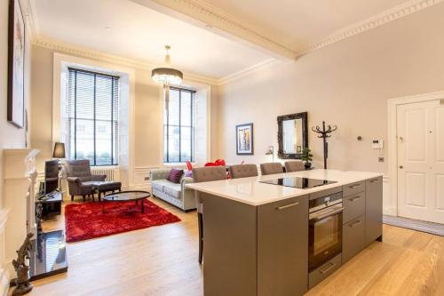 JOIVY Exquisite Flat in the City Centre, Edimburgo (foto 10)