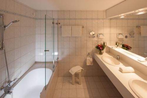 Hotel Omesberg - image 2