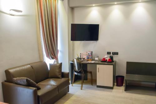 Hotel Continental - image 2