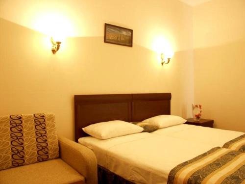 Manhattan Hotel & Restaurant - image 4