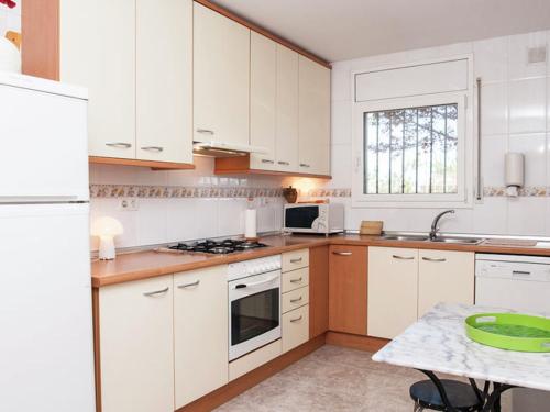 Splendid Villa with Private Swimming Pool in Costa Brava