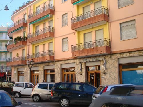 Hotel Mignon 50 MT DALLA SPIAGGIA E DALL'ISOLA PEDONALE - 출입구