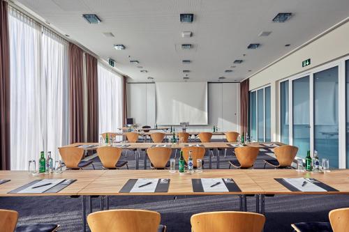 H4 Hotel Solothurn - image 8