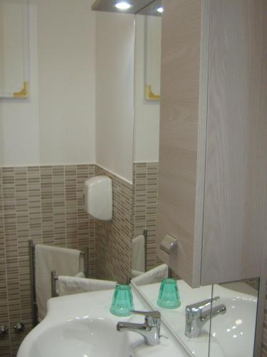 Bathroom, B & B OASI in Rosciano