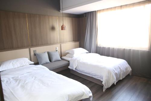 Ever Luck Hotel